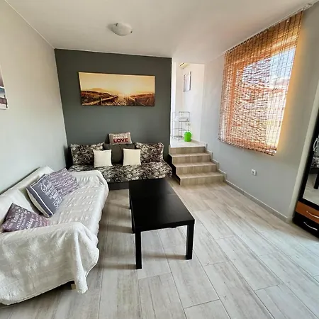 Amadeos Private Apartment Sunny Beach